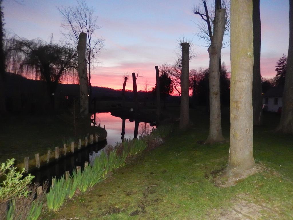 Moulin Des Chennevieres Bed and Breakfast Giverny Esterno foto